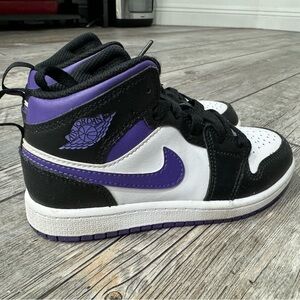 Nike Jordan mid black/purple/white youth